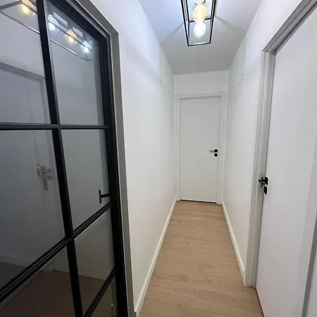 Vanessa - Modern 2 Bedroom Apartmán